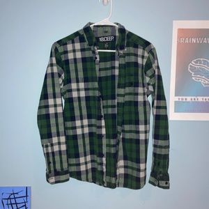 10 DEEP Green Long Sleeve Flannel